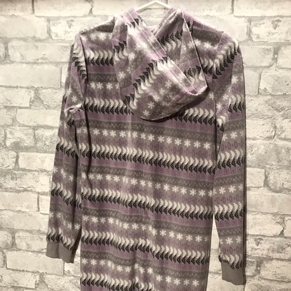 ❄️ Denver Hayes Fleece Winter Onesie - Picture 2 of 7